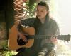 La escena de la guitarra en ‘The Last of Us’ es la más tierna que he visto esta semana. Y está conectado con dos personas muy especiales para Ellie -.