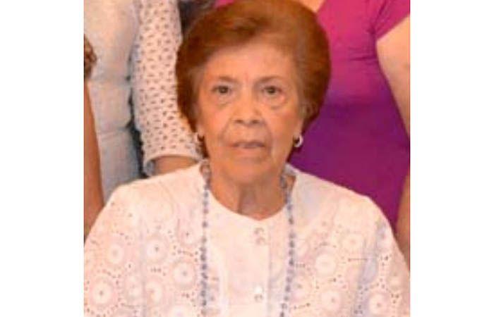 Falleció doña Rosita Lacouture de Vives