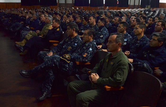 Presentación final del ejercicio binacional “Gringo-Gaucho II” entre las Armadas de Argentina y Estados Unidos – Gaceta Marinera – .