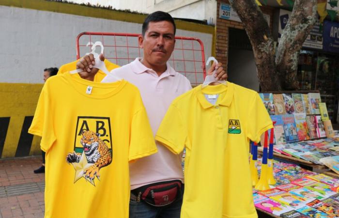 Las calles de Bucaramanga se llenan de productos ‘auriverdes’