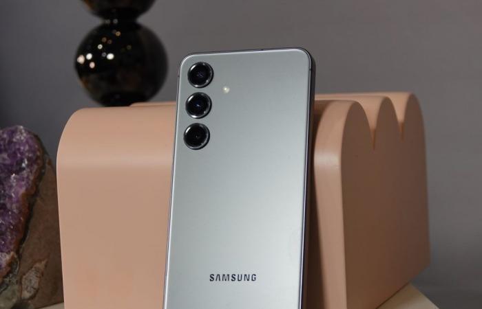 Aparece filtrada la supuesta capacidad de la batería del Samsung Galaxy S25