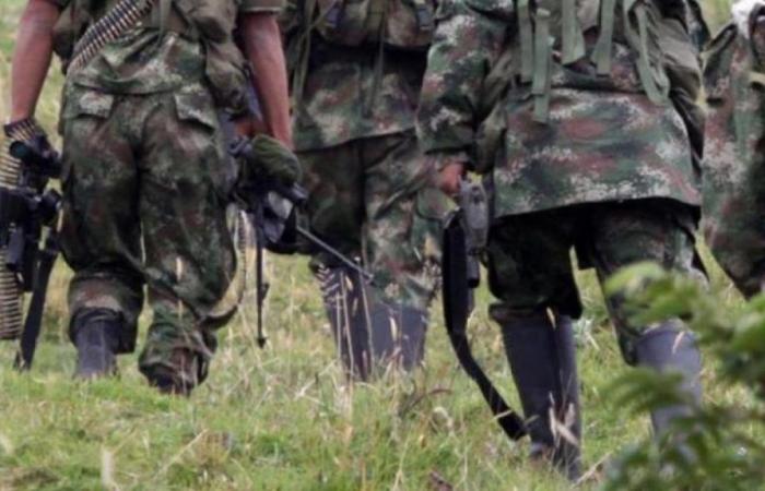 Disidentes de las FARC atacan una comisaría en – .
