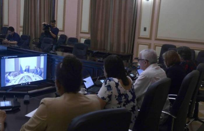Parlamentarios Cuba y Rusia abogan por seguir fortaleciendo las relaciones económicas bilaterales • Trabajadores – .