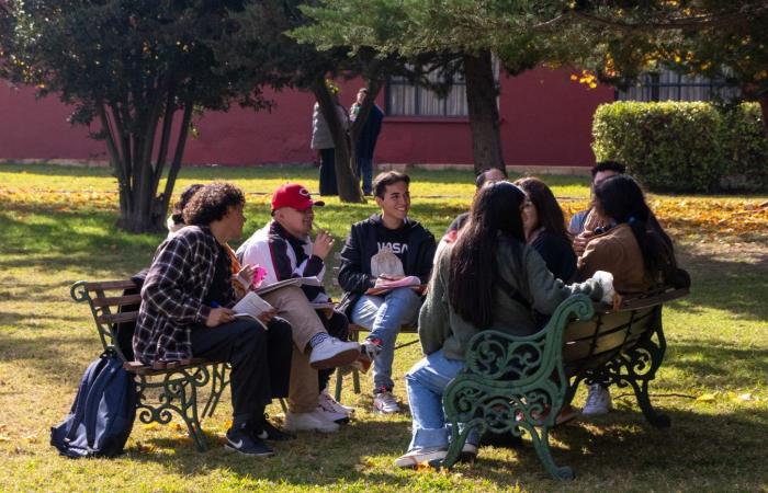 Escuela de Liderazgo Comunitario y Participación Estudiantil: forjando agentes de cambio