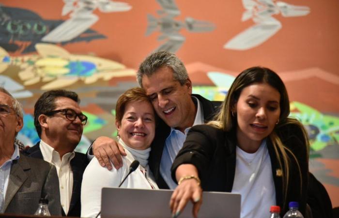 “Con la Reforma Previsional sacaremos a 2,5 millones de colombianos de la pobreza extrema”, Ministro del Interior, Luis Fernando Velasco – .