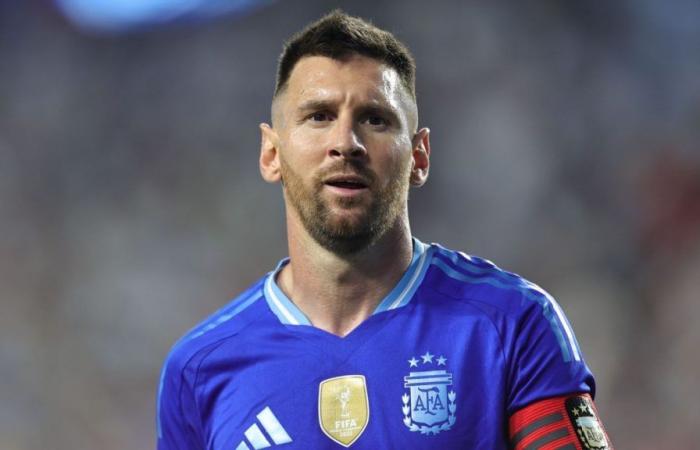 Messi se mostró satisfecho con la victoria de Argentina y elogió mucho a Carboni