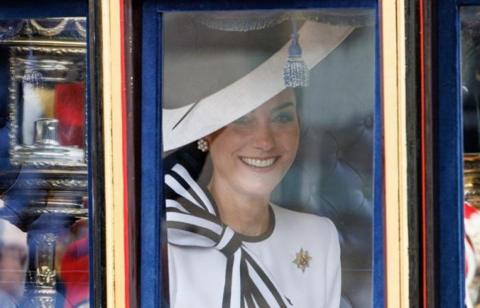 La deslumbrante sonrisa de Kate Middleton en su reaparición pública