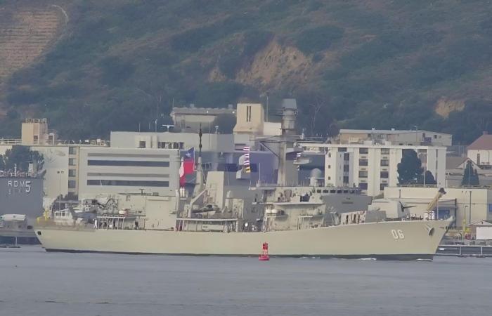 La fragata Condell de la Armada de Chile hace escala en San Diego en su viaje al Rimpac 2024