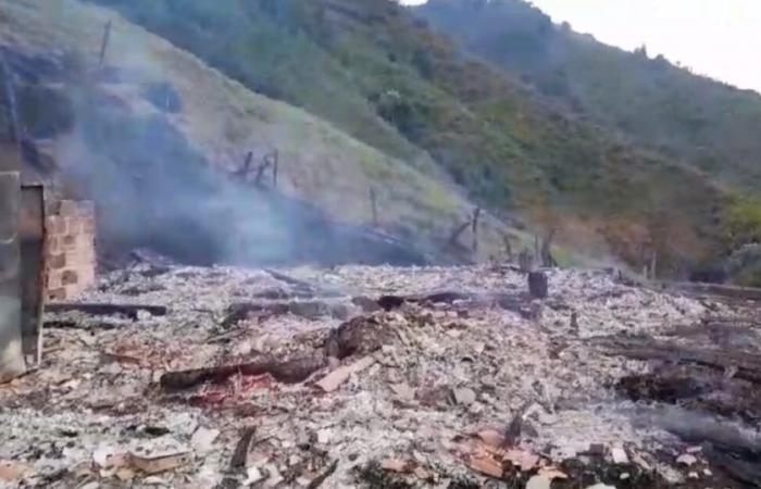 Hombre muere calcinado tras voraz incendio en casa en Salgar, Antioquia – .