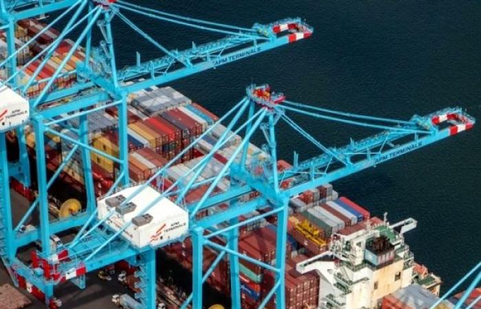 La amenaza de huelga de estibadores en la costa este de EE. UU. aumenta la presión sobre el transporte marítimo mundial
