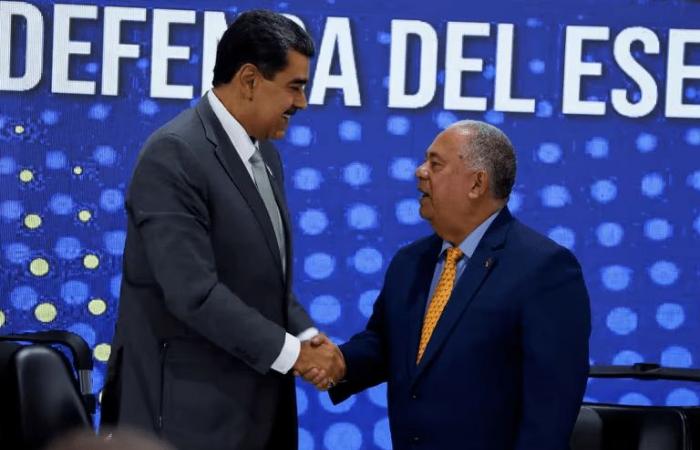 La nueva estrategia del chavismo para anular la candidatura de Edmundo González
