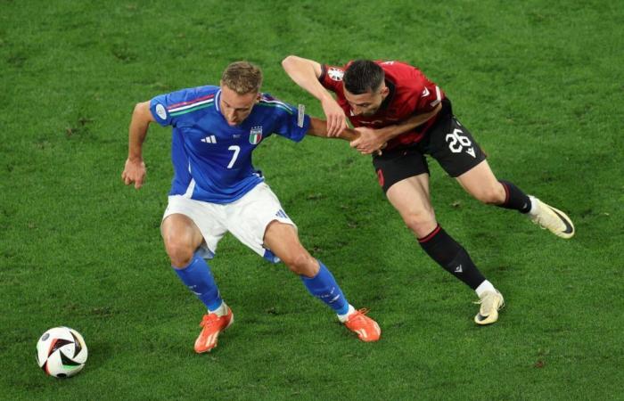 2-1. Italia se recupera del susto inicial y vence a Albania