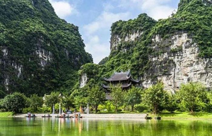 El turismo juega un papel vital en el desarrollo económico de Vietnam, dice.
