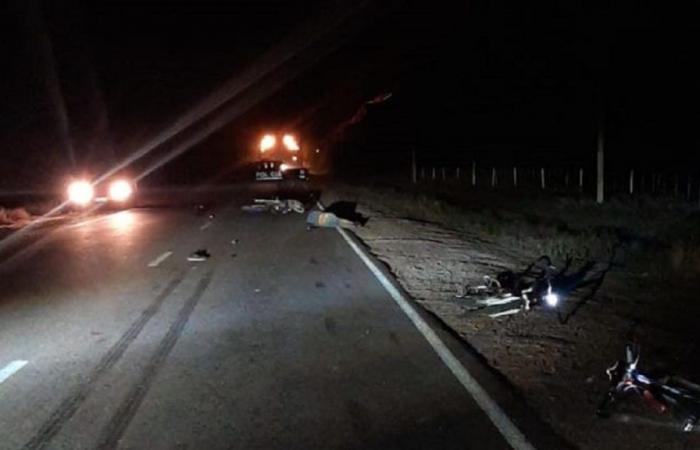 Un joven murió tras un extraño accidente entre una moto y dos bicicletas en una ruta de Mendoza