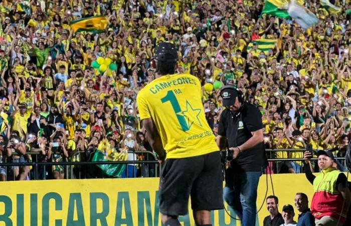 La bella ciudad queda conmocionada al recibir al Atlético Bucaramanga tras ganar la final del fútbol colombiano