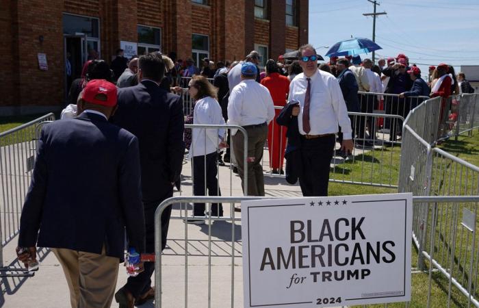 Trump visitó una iglesia afroamericana y participó en un foro de extrema derecha