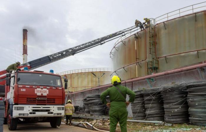 Mantienen estricta vigilancia sobre tanque de crudo en Matanzas tras incendio