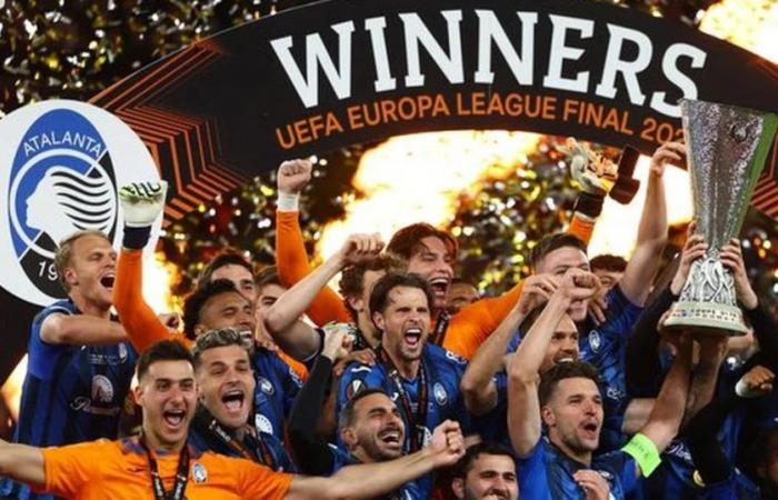 Un equipo que salió campeón de Europa tiene en su radar a un jugador de la selección argentina