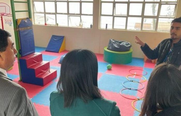 Centro Comunitario de Autismo de Valparaíso continúa recibiendo visitas de delegaciones municipales de todo Chile para conocer su modelo de gestión y atención