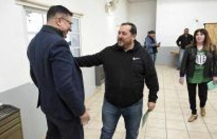 Los sindicatos de Cipolletti exigen el traslado de empleados municipales a la planta