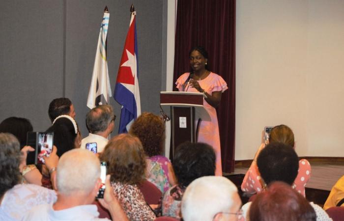 Proyecto Palomas de Cuba recibe Premio a la Educación en Derechos Humanos “Óscar Arnulfo Romero” – .