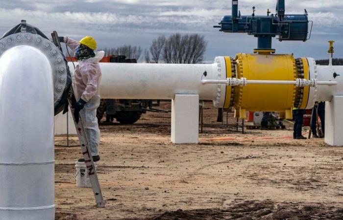 Por retrasos en la reversión del gasoducto Norte, Argentina seguirá importando gas de Bolivia