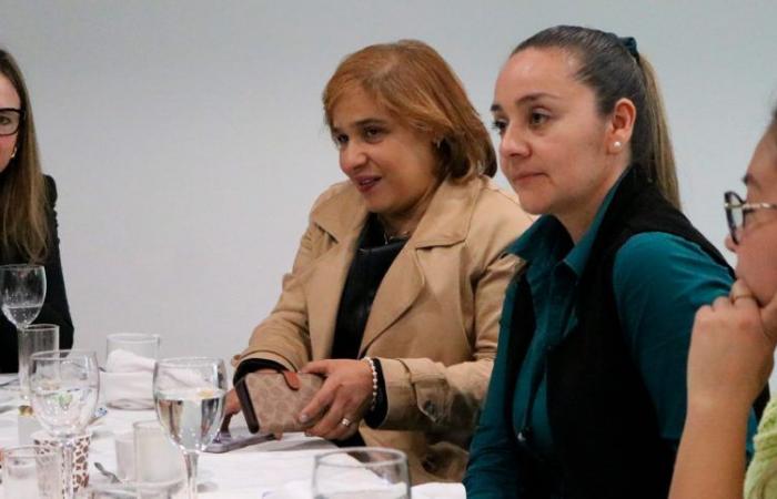 Programa Escala 2024 de AmCham Colombia arrancó con 20 empresas femeninas