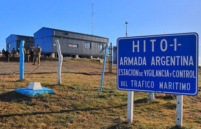 Expertos critican debilidad diplomática de Chile ante construcción militar argentina en territorio de Magallanes