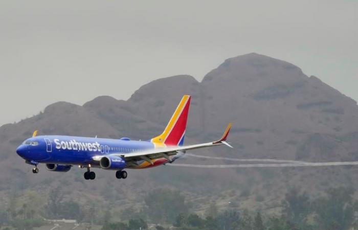 La Federación de Aviación inició una investigación para determinar qué pasó con el Boeing 737 que casi cae al Océano