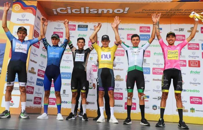 Alejandro Osorio logró su segunda victoria en la Vuelta a Colombia 2024 tras ganar el sprint en Mariquita – Federación Colombiana de Ciclismo