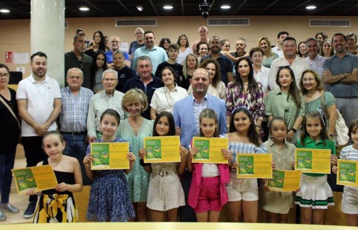 Más de 200 escolares de la Campiña Sur de Córdoba participan en el concurso de dibujo contra el cambio climático