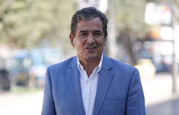 Jorge Luis Pinto, a una firma de ser entrenador de Unión Magdalena