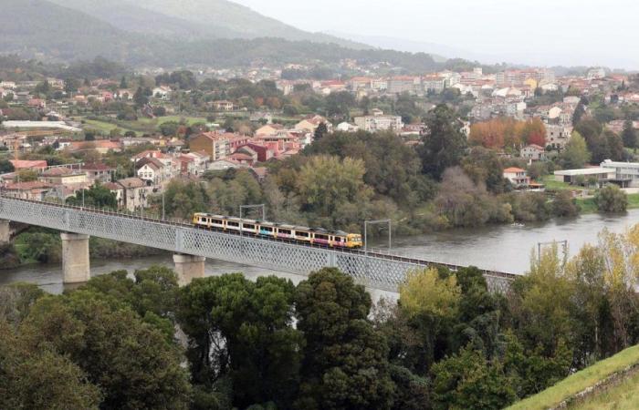 Transportes acelera el único tramo pendiente del AVE a Oporto para inaugurarlo en 2032