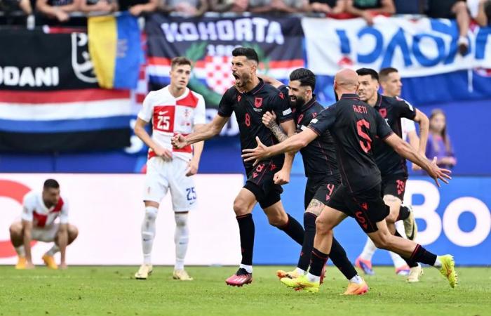 Croacia complica su existencia con empate ante Albania