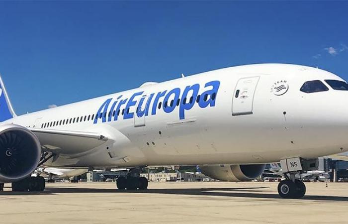 IAG ofrece vender el 52% de las rutas de Air Europa a la competencia para hacerse con la compañía – .