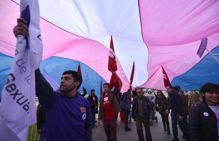 El 74% cree que las personas transgénero son discriminadas en Chile – .