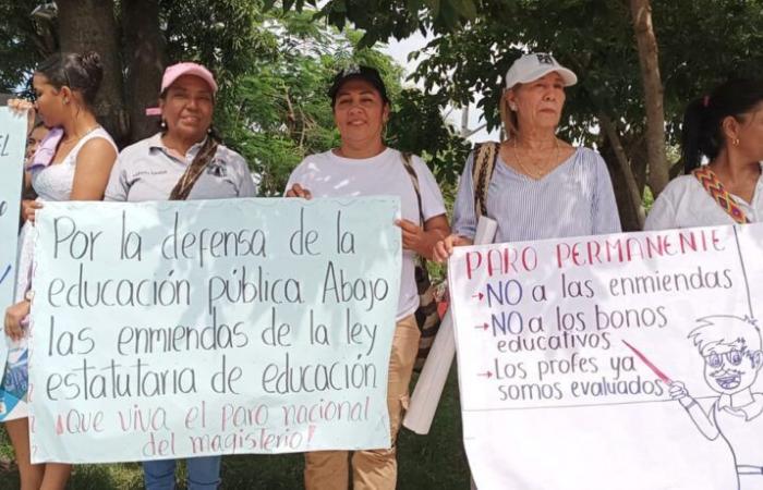 Docentes de Aracataca, Magdalena, protestan contra la Ley Estatutaria de Educación – .