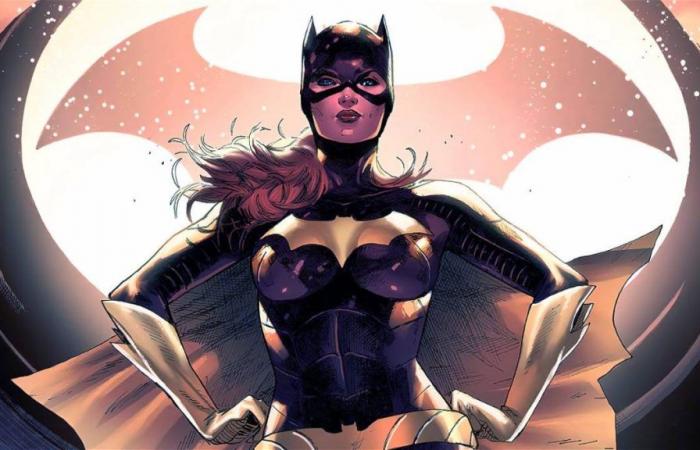 Batgirl recupera un disfraz antiguo de los años 50 actualizando un detalle clave.
