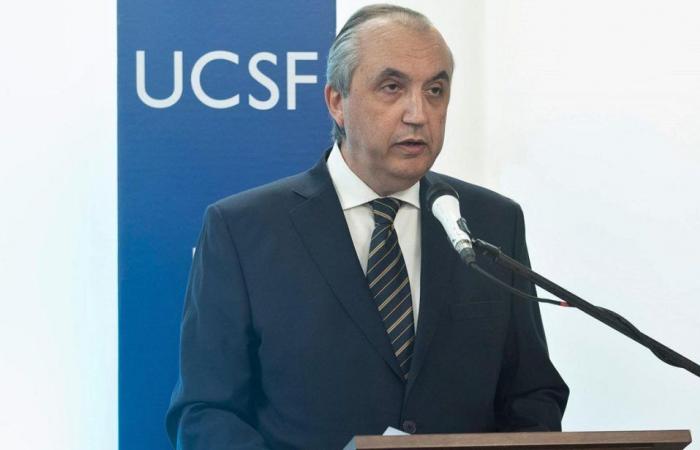 El Dr. Sebastián del Pazo juró como Decano de Salud de la Universidad Católica de Santa Fe – El Santafesino – .