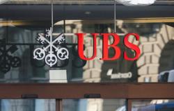 La UBS cae bruscamente en bolsa tras un golpe de 20.000 millones de nuevos requisitos de capital