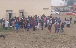 Lanzaron bomba con gas pimienta en escuela de Puerto Deseado y tuvieron que suspender clases