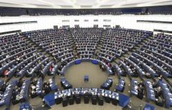 El Parlamento Europeo prohibió indefinidamente la entrada de representantes de la dictadura cubana