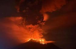 Indonesia emite alerta de tsunami tras la erupción del volcán Monte Ruang en una isla remota