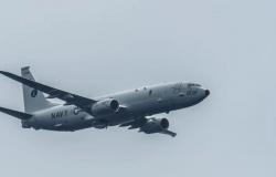 Un avión militar estadounidense sobrevoló el Estrecho de Taiwán y China desplegó aviones de combate