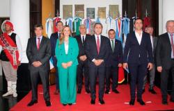 La Mesa Ejecutiva del Parlamento del Gran Norte Argentino se reunió en La Rioja – .