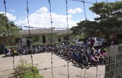 Zimbabwe libera a presos, incluidos los condenados a muerte, en una amnistía del día de la independencia
