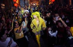 “Ninmphia Wind, finalista de RuPaul’s Drag Race, habla sobre Taiwán, la identidad y los plátanos”.