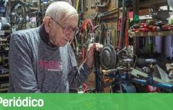 Hermes Cachiarelli sigue al frente de su negocio a sus 92 años – El Periódico – .