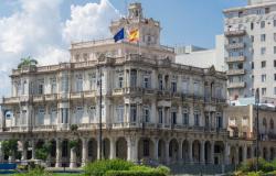 España registra en Cuba 160.000 personas con derecho a voto en las elecciones europeas de 2024