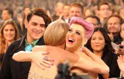 La sorprendente reacción de Katy Perry cuando le preguntaron sobre ‘El Departamento de Poetas Torturados’ de Taylor Swift